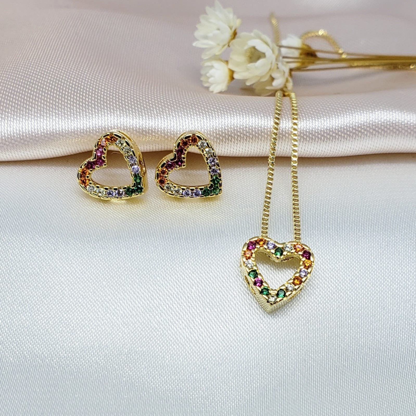 Conjunto Coração Cravejado Colors