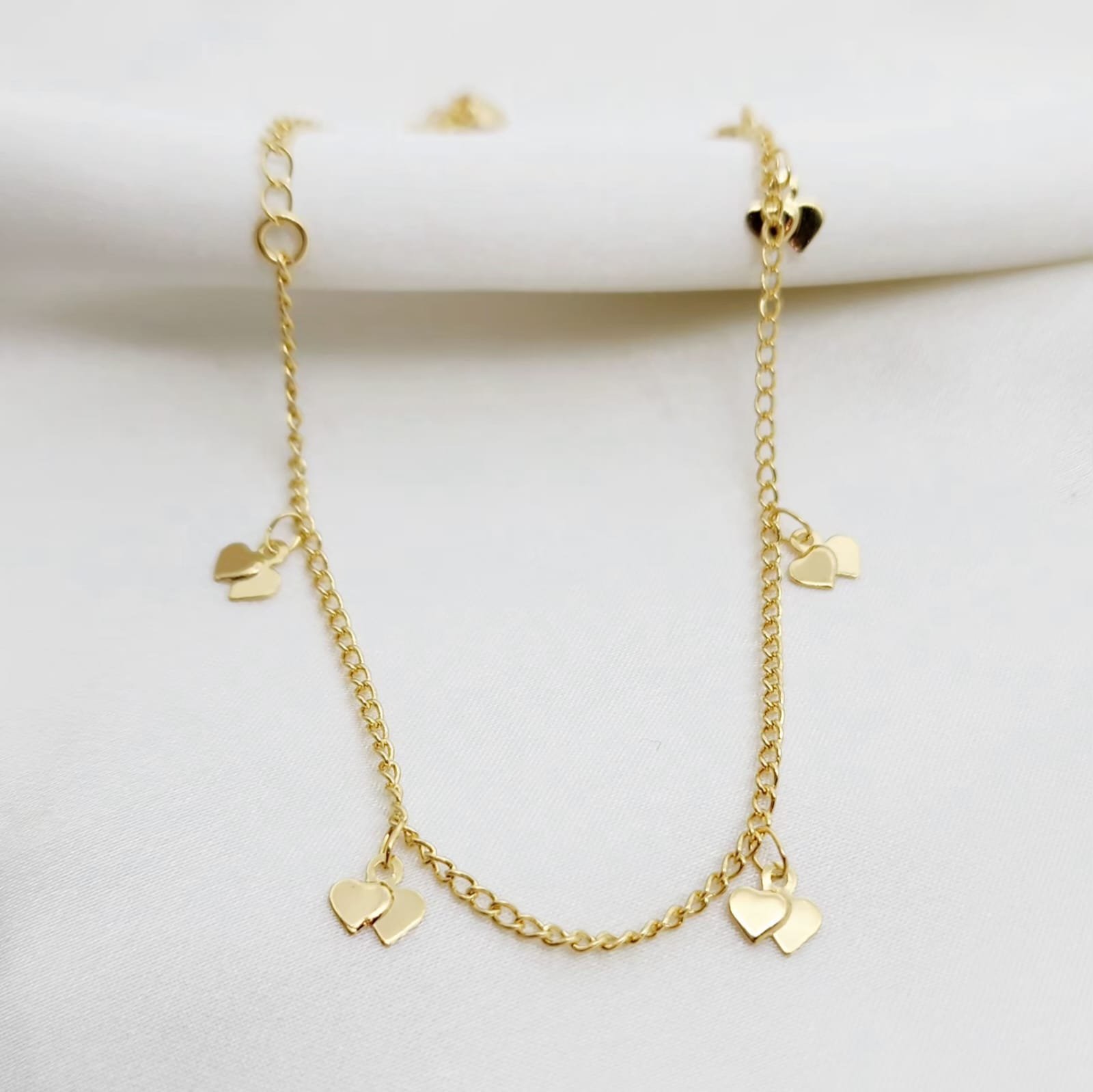 Pulseira com Corações